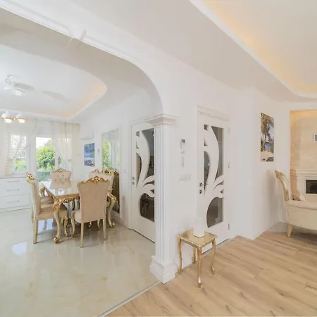 Villa Great With Pool Hammam And Sauna In Antalya