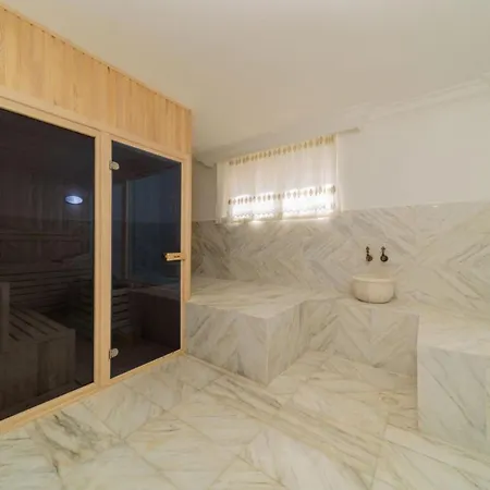 Great With Pool Hammam And Sauna In Villa *